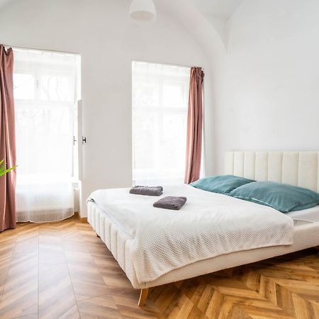 Luxapart III Beautiful Views Кошице Экстерьер фото