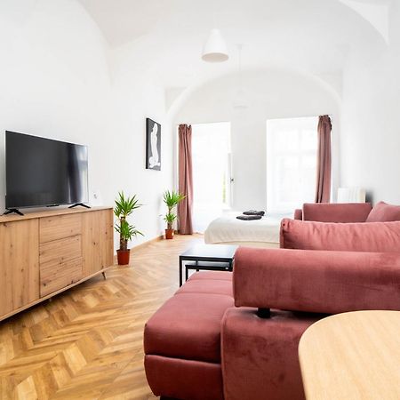 Luxapart III Beautiful Views Кошице Экстерьер фото