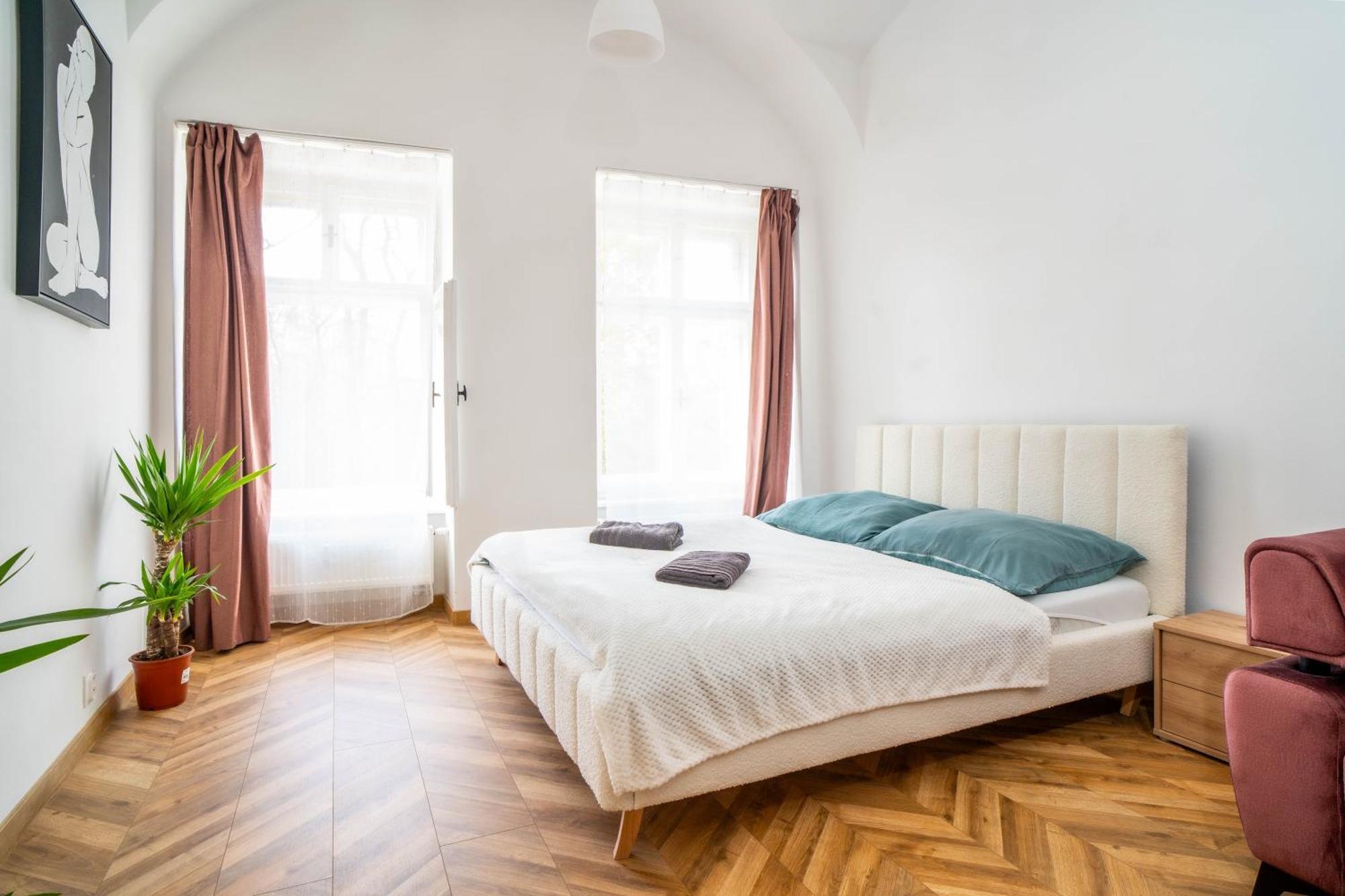 Luxapart III Beautiful Views Кошице Экстерьер фото