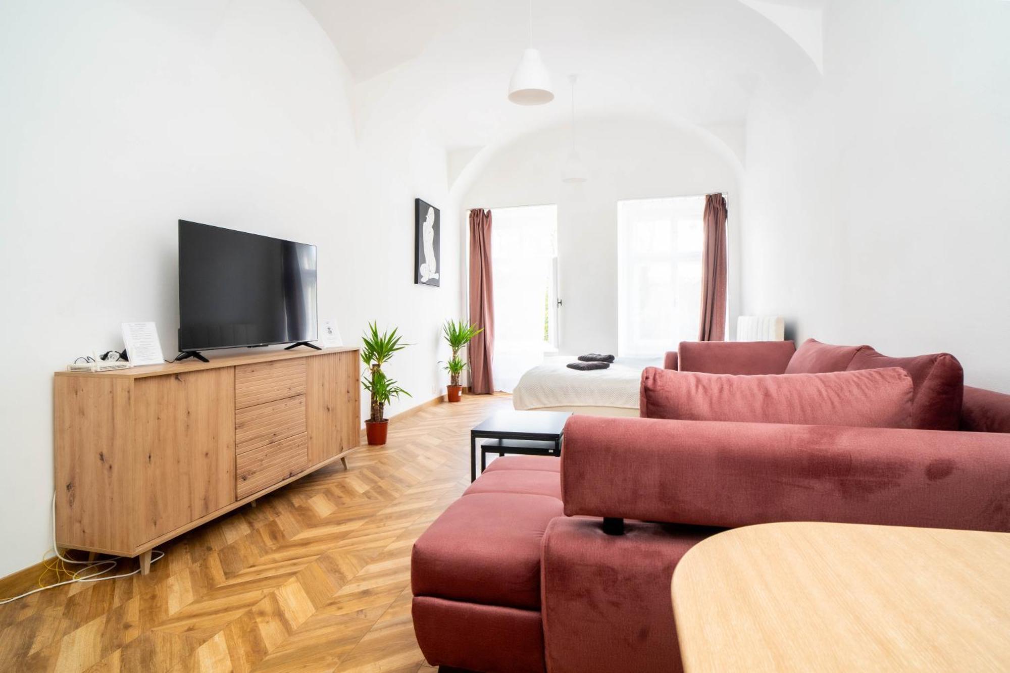 Luxapart III Beautiful Views Кошице Экстерьер фото
