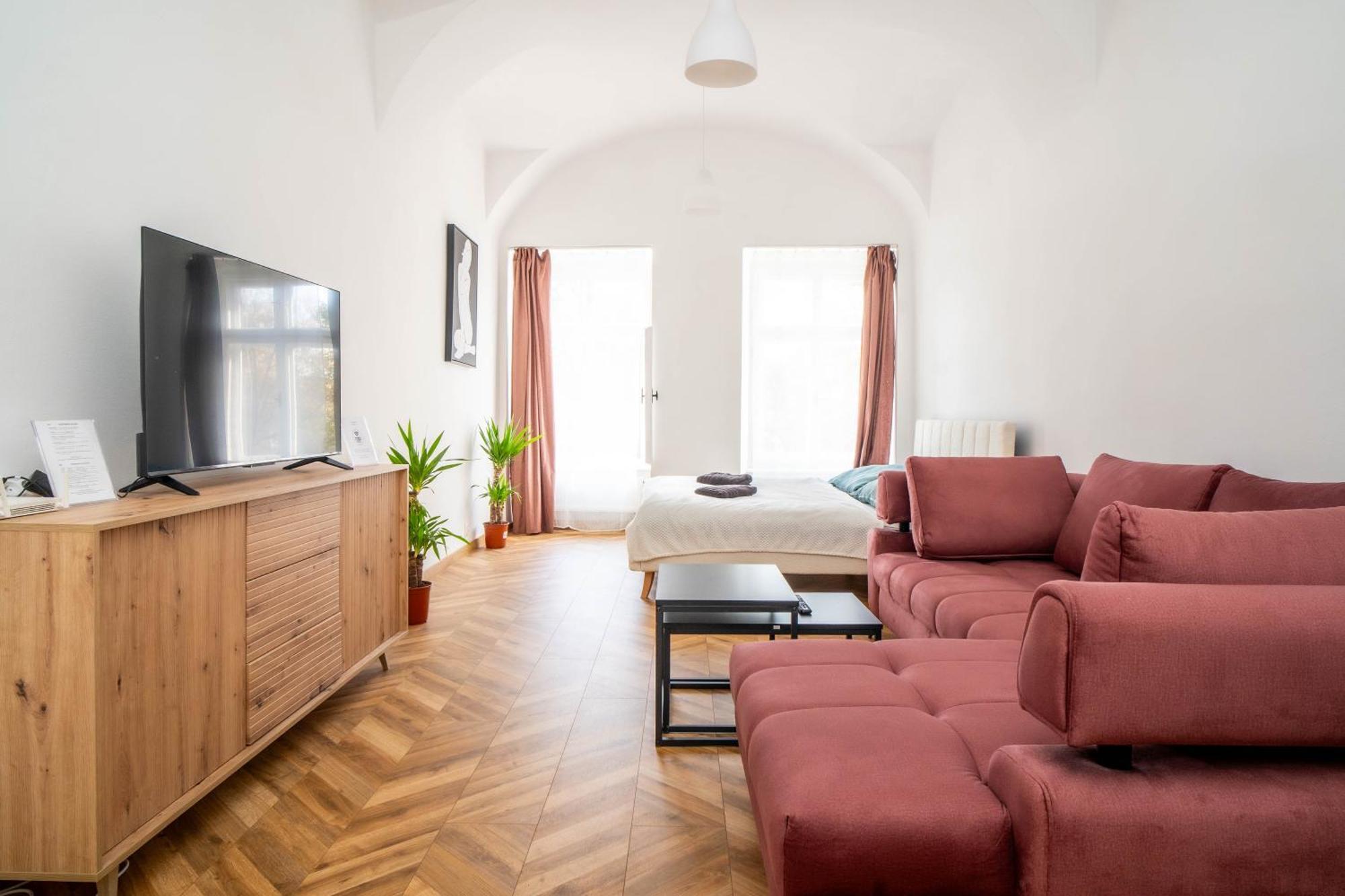 Luxapart III Beautiful Views Кошице Экстерьер фото